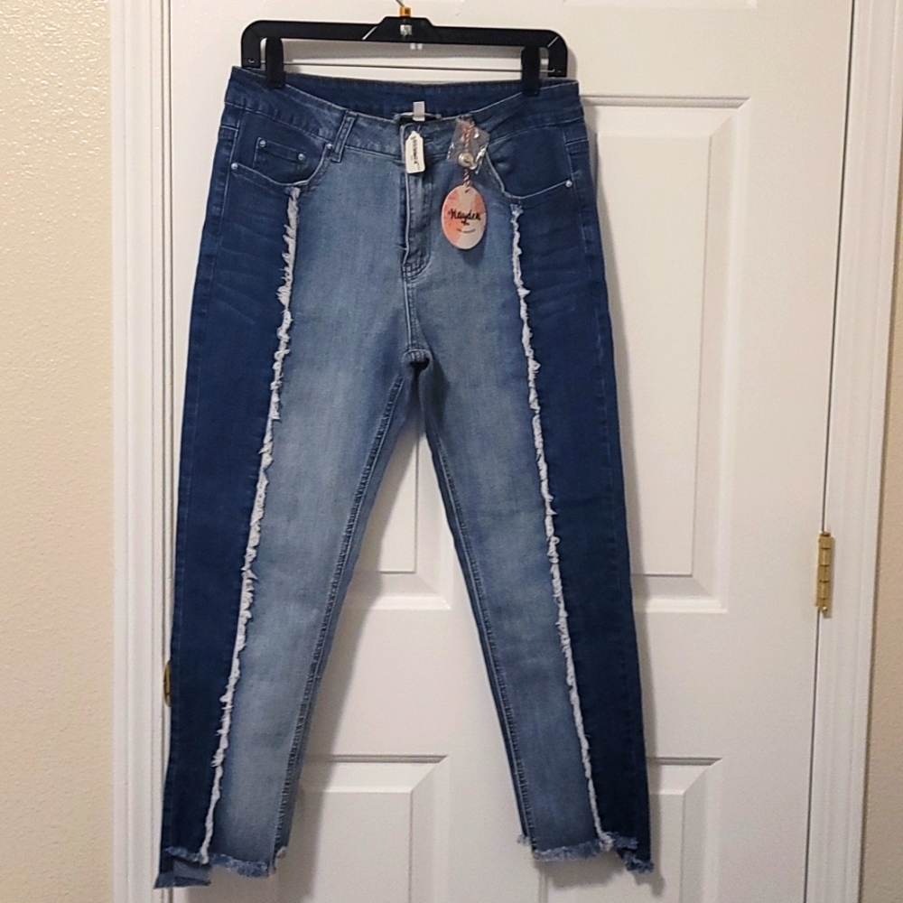 Blue jeans size M stretch brand new with tags